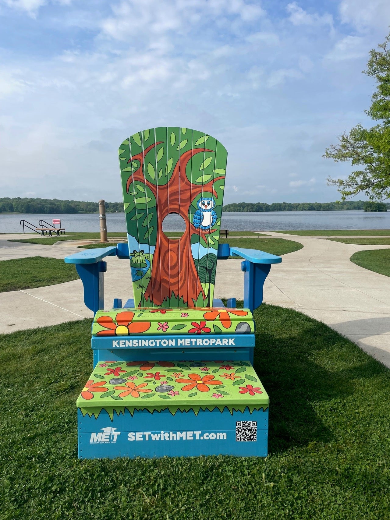 The Original Giant | Handcrafted 5’, 7’ or 8’ Giant Adirondack Chair with Custom Color Options